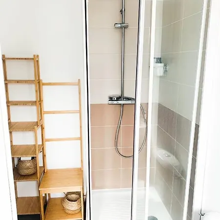 A Deux Pas Situé En Hyper Centre Appartement *