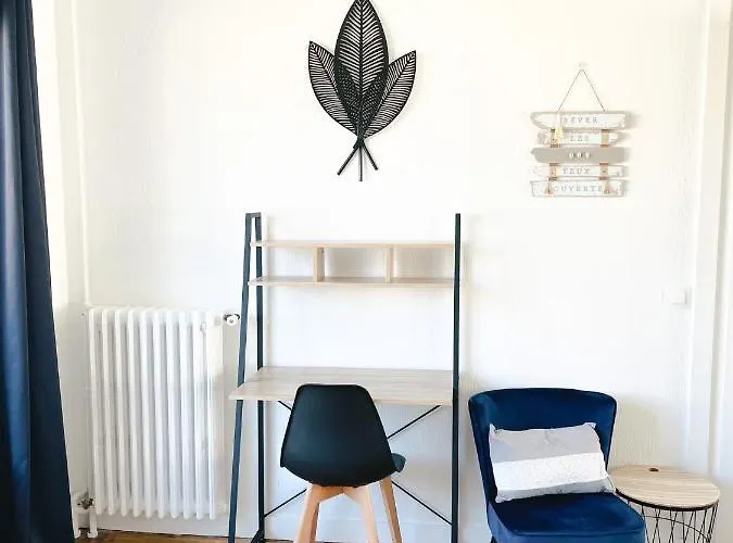 A Deux Pas Situe En Hyper Centre Apartment Rouen