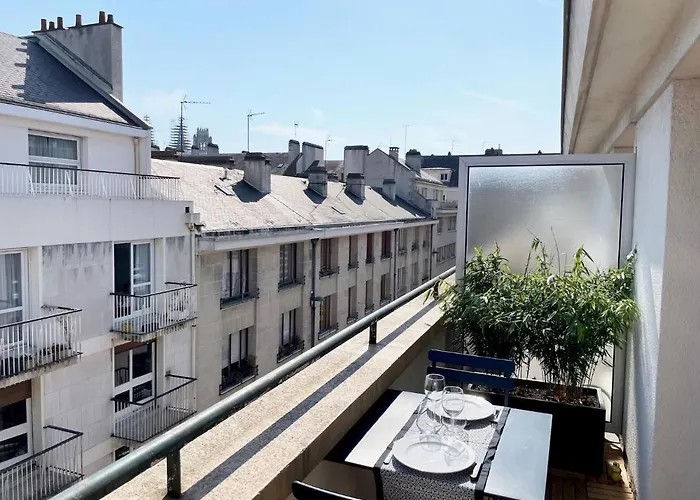 A Deux Pas Situe En Hyper Centre * Rouen